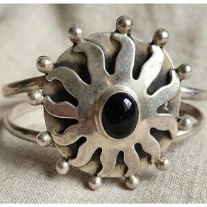 Vintage Mexico Sterling Silver Black Onyx Sunburst Statement Cuff Bracelet